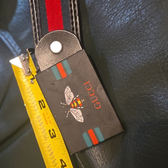 Gucci "Bee"Placard Belt:Green and Red Stripe onto leather - Picture 7 of 14